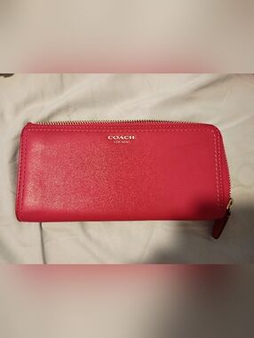 Coach Bright Pink Leather  Full Sz Zip Wallet EUC